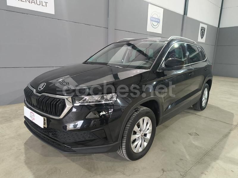 Usado Skoda Karoq Ambition 150 CV (110 kW) 2023 Negro SUV