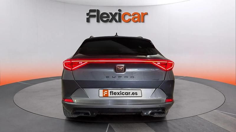 Usado Cupra Formentor 150 CV (110 kW) 2023 Gris SUV