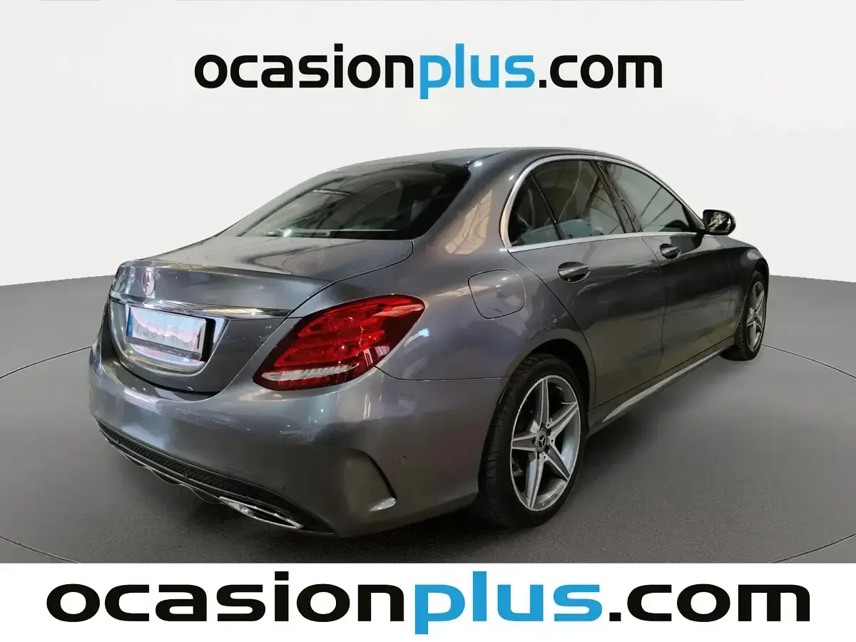 Usado Mercedes C220 170 CV (125 kW) 2018 Gris Berlina