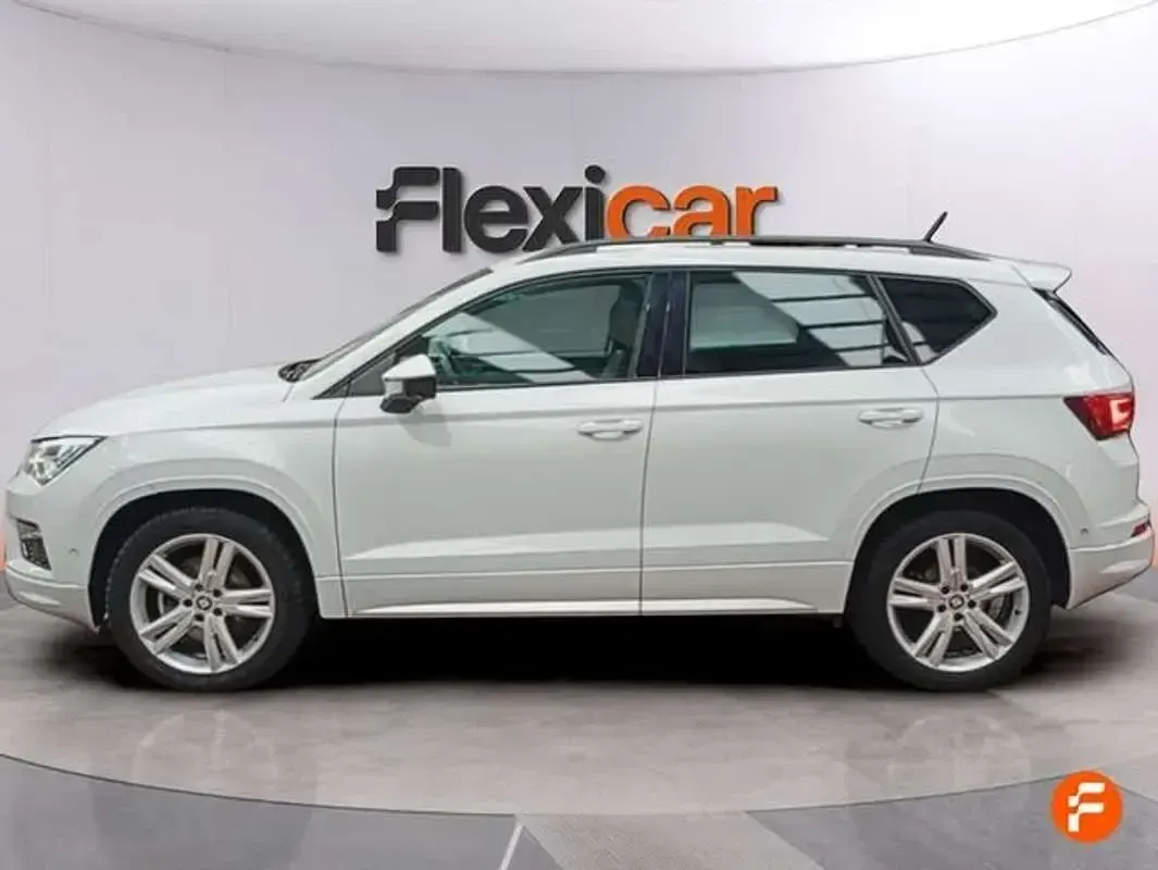 Usado Seat Ateca 4Drive 190 CV (139 kW) 2018 Blanco SUV