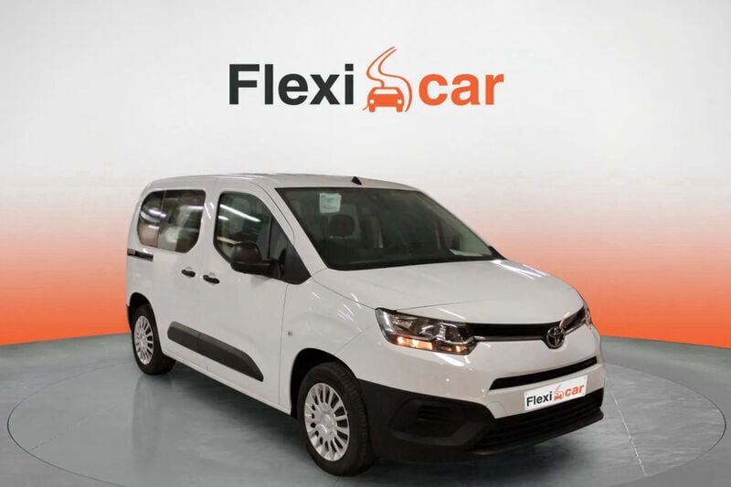 Blanco Usado 2023 Toyota Proace Verso Active Familiar | 21.490 € (Precio justo) - Imagen 1/4