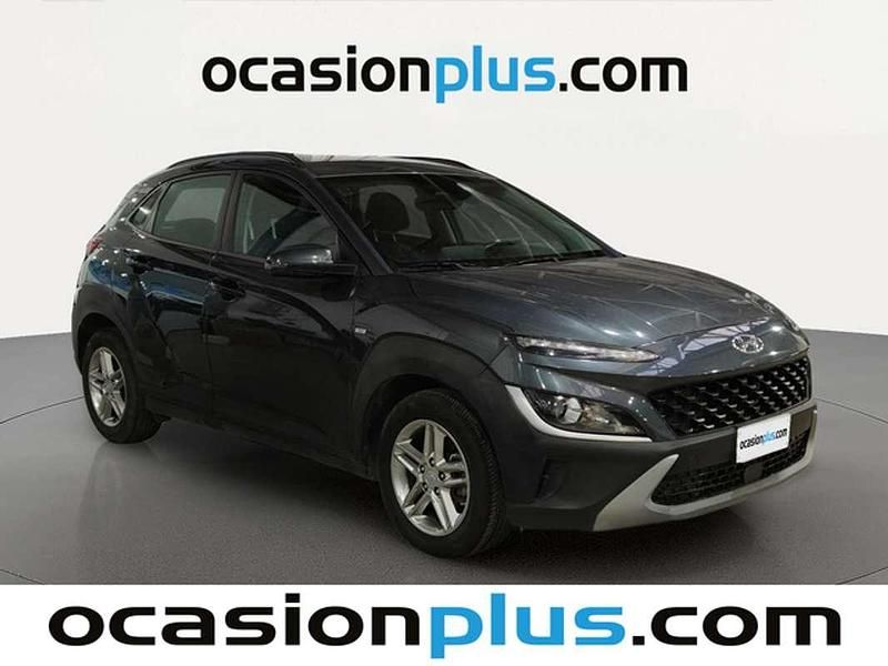 Usado Hyundai Kona 120 CV (88 kW) 2022 Gris SUV