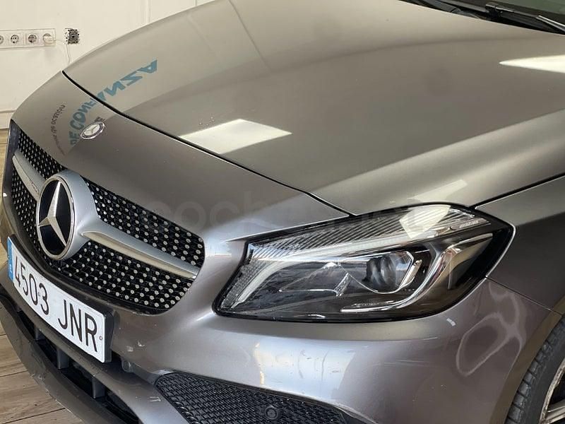 Usado Mercedes A200 AMG line 136 CV (100 kW) 2016 Gris / plata Berlina