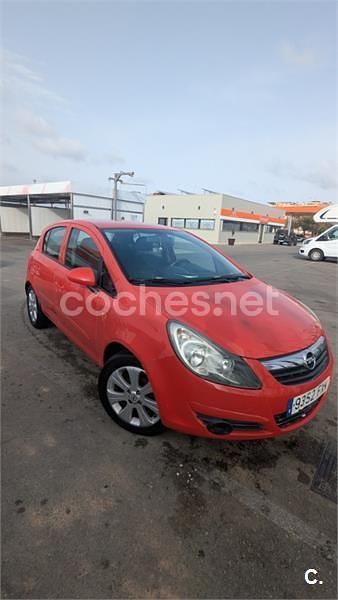 Usado Opel Corsa Enjoy 80 CV (58 kW) 2007 Rojo Utilitario