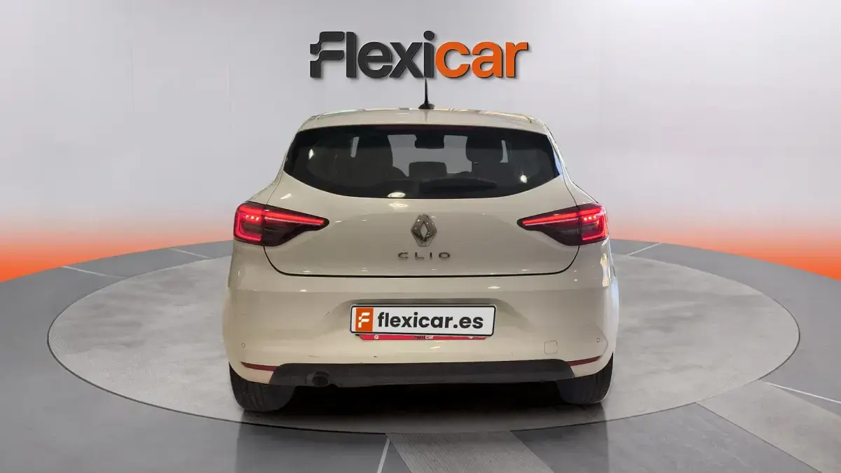Usado Renault Clio V Equilibre 100 CV (73 kW) 2022 Blanco Berlina