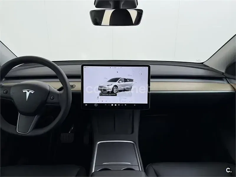 Usado Tesla Model Y RWD 219 kW (299 CV) 2023 Eléctrico SUV