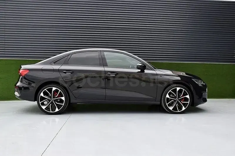 Usado Audi A3 Advanced 150 CV (110 kW) 2021 Negro Berlina