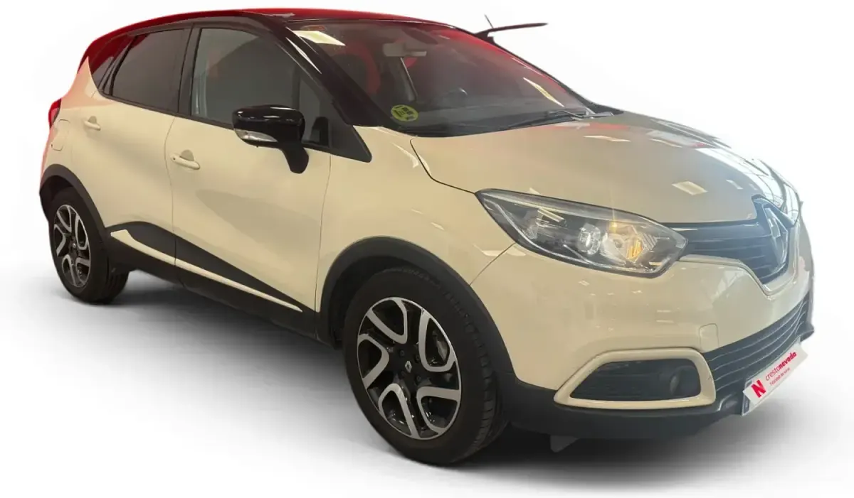 Usado Renault Captur Zen 90 CV (66 kW) 2014 Beige SUV