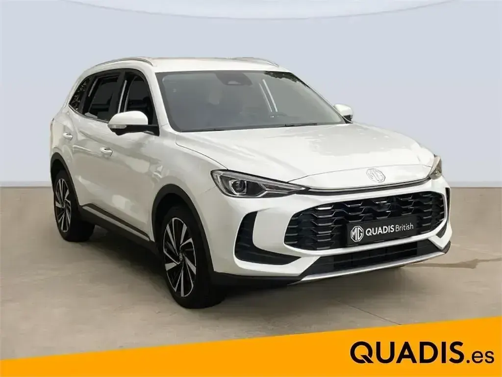 Usado MG ZS Luxury 197 CV (144 kW) 2024 Dover white Berlina
