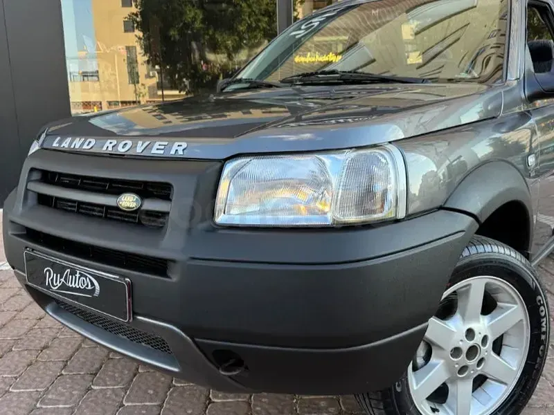 Usado Land Rover Freelander S 112 CV (82 kW) 2003 Gris / plata SUV