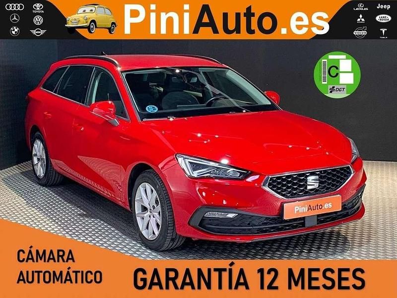 Rojo Usado 2021 Seat Leon ST Style Familiar | 17.990 € (Precio justo) - Imagen 1/4
