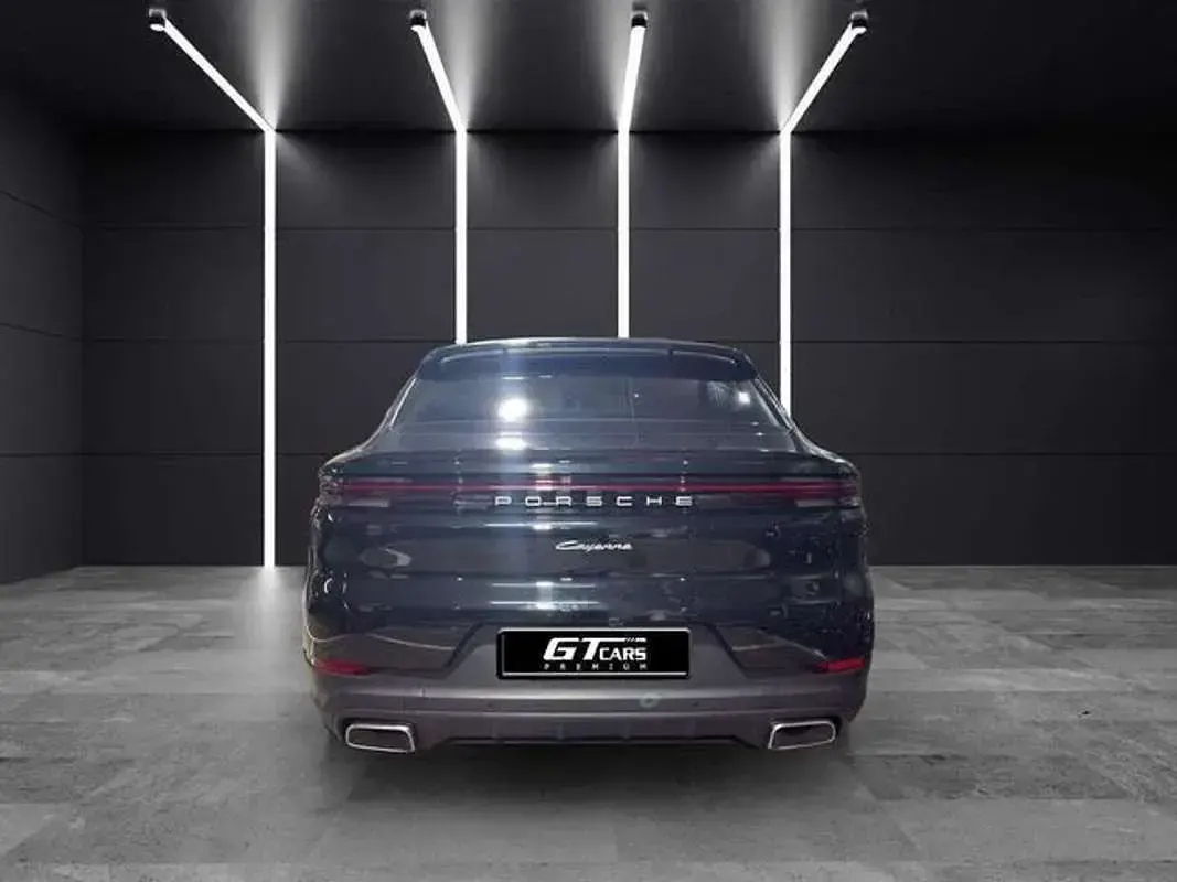 Usado Porsche Cayenne 470 CV (345 kW) 2024 Negro SUV