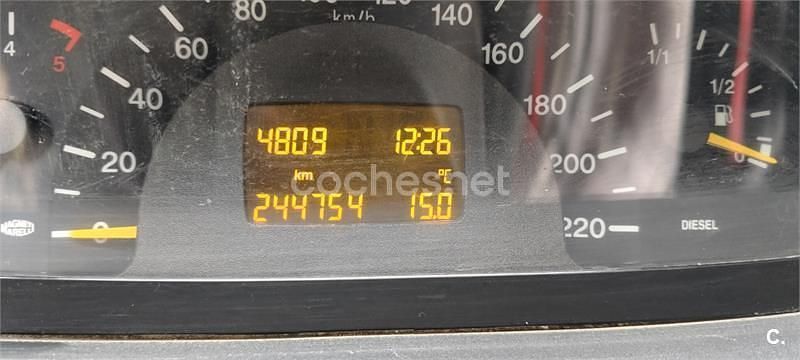 Usado Mercedes Viano 150 CV (110 kW) 2005 Gris / plata Monovolumen