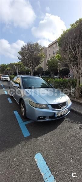 Gris / plata Usado 2004 Honda Accord Sport Berlina | 4000 € (Precio justo) - Imagen 1/4