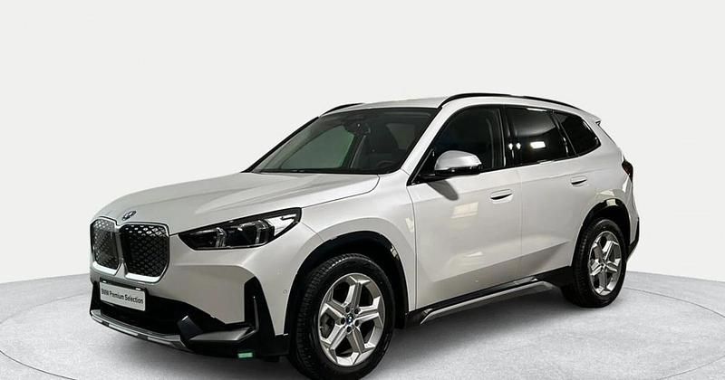 Usado 2024 BMW iX1 SUV | 41.900 € (Buen precio) - Imagen 1/4