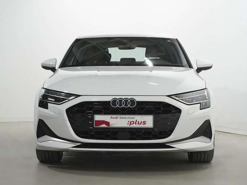 Usado Audi A3 Sportback Advanced 116 CV (85 kW) 2025 Blanco Utilitario