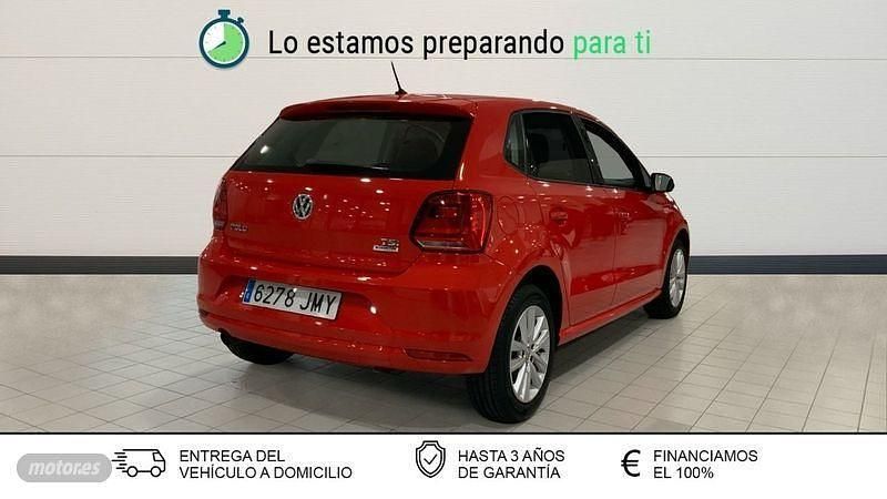 Usado VW Polo 90 CV (66 kW) 2016 Rojo Utilitario