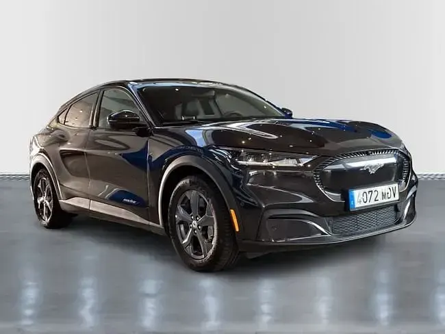 Usado Ford Mustang Mach-E 216 kW (294 CV) 2022 Gris SUV