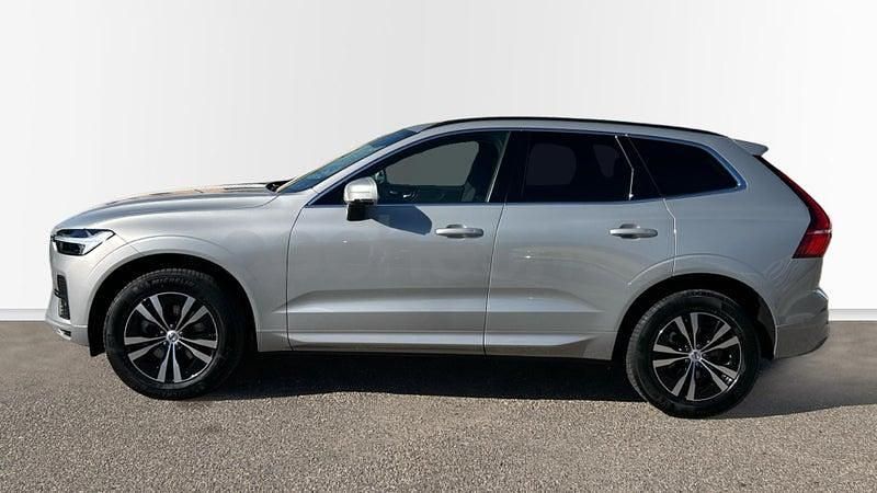 Usado Volvo XC60 Core 250 CV (183 kW) 2025 Gris / plata SUV