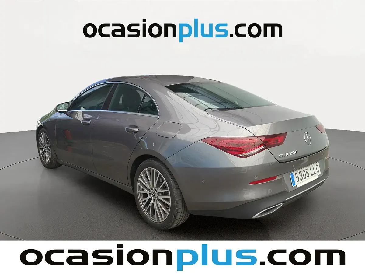 Usado Mercedes CLA200 163 CV (119 kW) 2020 Gris Berlina