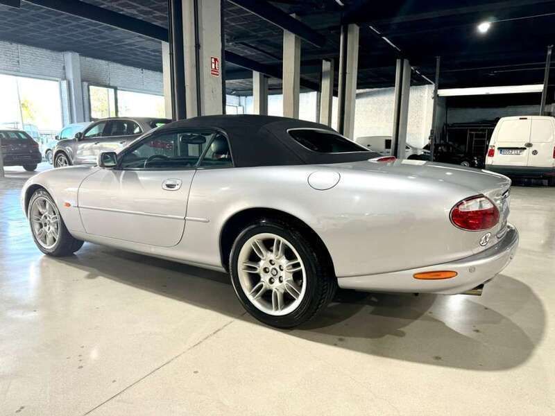 Gris Usado 1999 Jaguar XK8 Descapotable | 23.900 € - Imagen 1/4