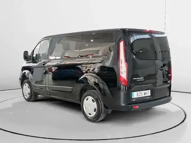 Usado Ford Transit Custom Trend 130 CV (95 kW) 2023 Negro Familiar