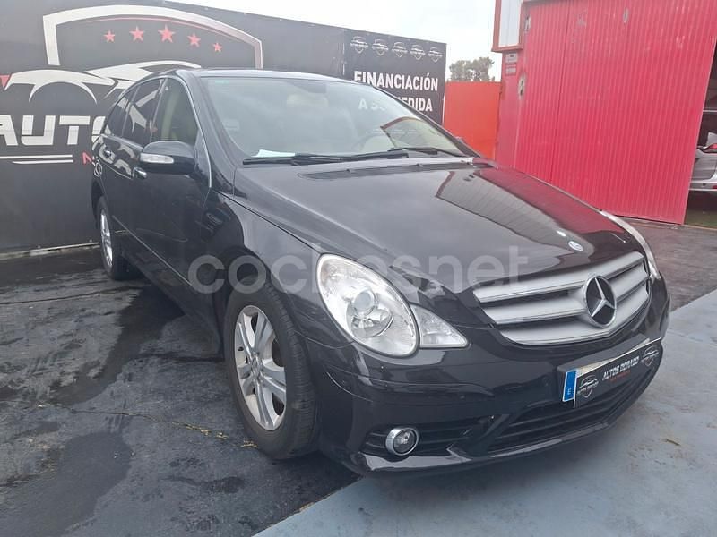 Usado Mercedes R280 190 CV (139 kW) 2007 Azul Monovolumen