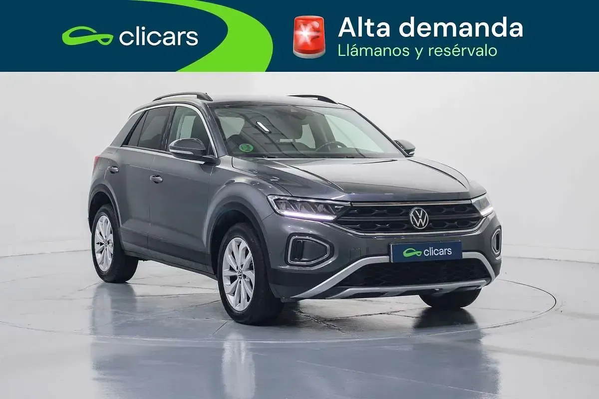 Usado VW T-Roc Life 116 CV (85 kW) 2022 Gris SUV