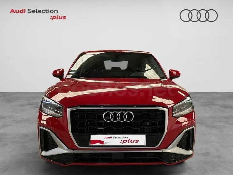 Usado Audi Q2 S-Line 116 CV (85 kW) 2022 Rojo SUV