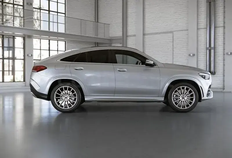 Usado Mercedes GLE350 272 CV (200 kW) 2022 Gris / plata Coupe