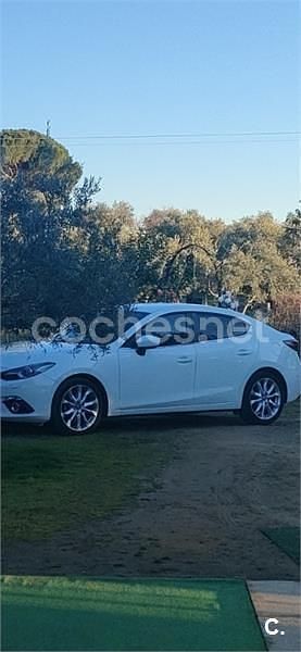 Usado Mazda 3 Luxury 150 CV (110 kW) 2016 Blanco Berlina