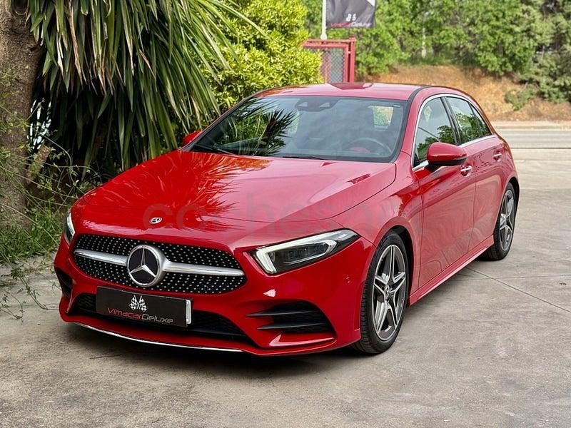 Usado Mercedes A180 116 CV (85 kW) 2018 Rojo Berlina