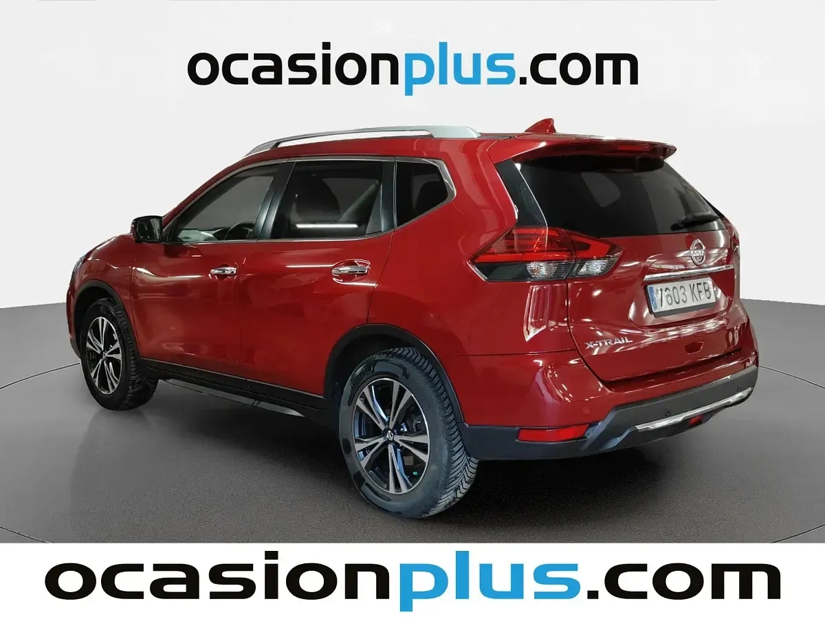 Usado Nissan X-Trail N-Connecta 163 CV (119 kW) 2017 Rojo SUV