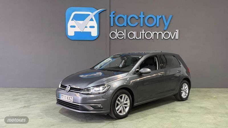 Gris Usado 2019 VW Golf VII Advance Berlina | 14.900 € (Precio justo) - Imagen 1/4