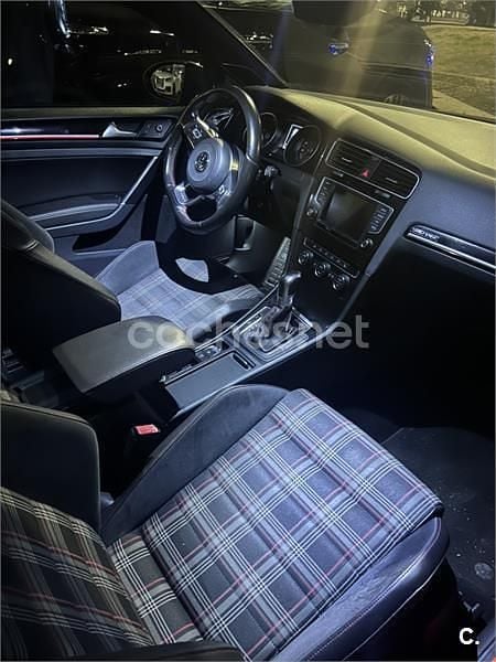 Usado VW Golf VII GTI 230 CV (169 kW) 2016 Negro Berlina