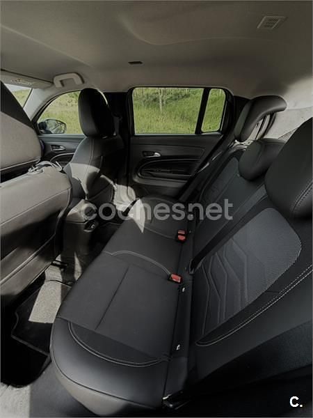 Usado Jeep Avenger 100 CV (73 kW) 2024 Gris / plata SUV