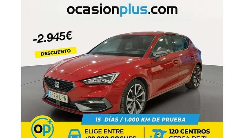 Usado Seat Leon FR 150 CV (110 kW) 2021 Rojo Utilitario