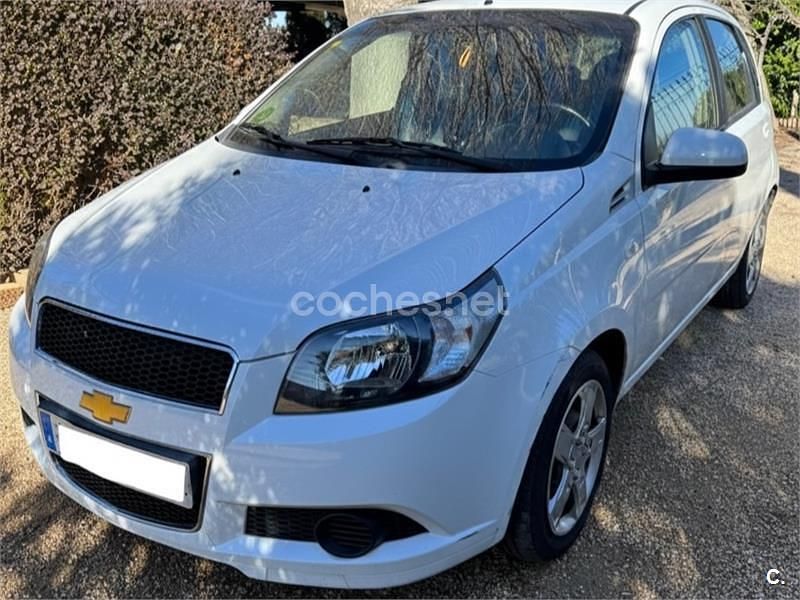 Blanco Usado 2011 Chevrolet Aveo LS Berlina | 5000 € (Precio justo) - Imagen 1/4