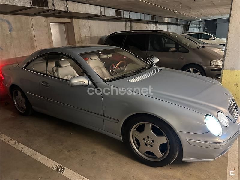Usado Mercedes CL500 306 CV (225 kW) 2003 Gris / plata Coupe