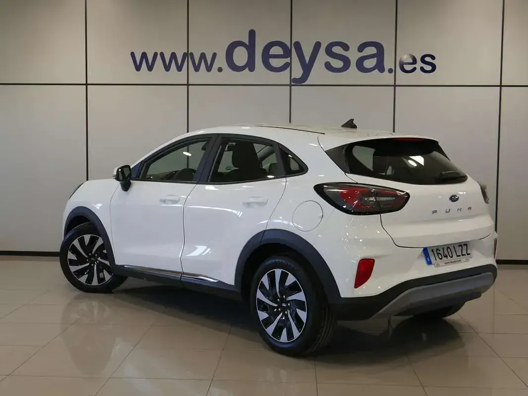 Usado Ford Puma Titanium 125 CV (91 kW) 2022 Blanco SUV