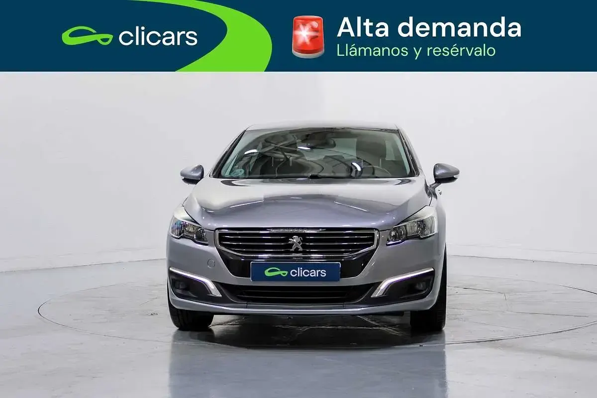 Usado Peugeot 508 Allure 120 CV (88 kW) 2017 Gris Berlina
