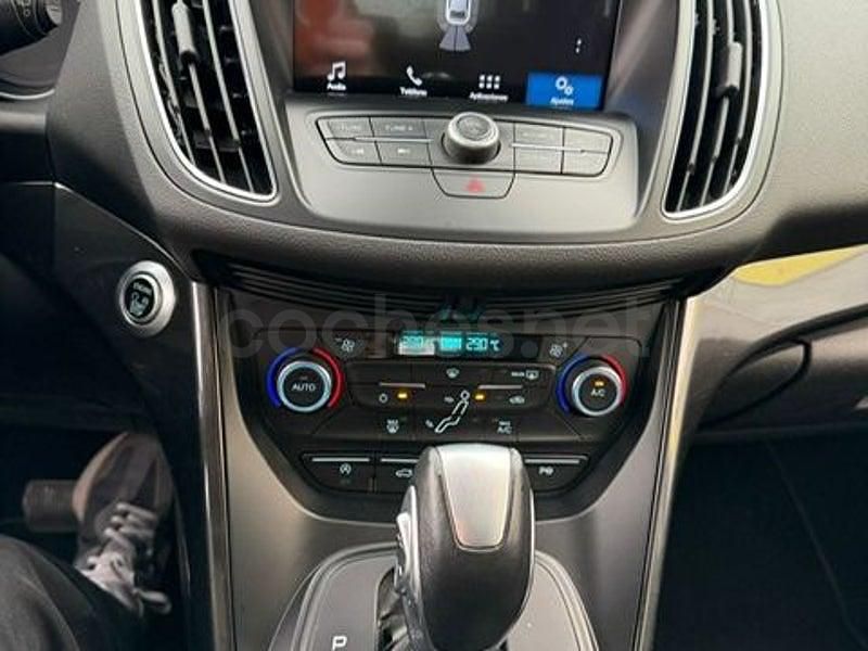 Usado Ford Grand C-Max Titanium 150 CV (110 kW) 2016 Gris / plata Monovolumen