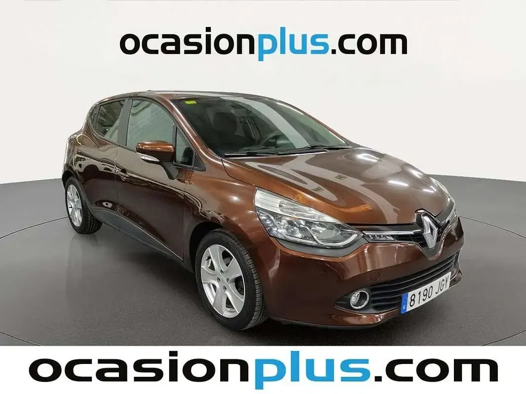 Usado Renault Clio Expression 73 CV (53 kW) 2015 Marrón Utilitario