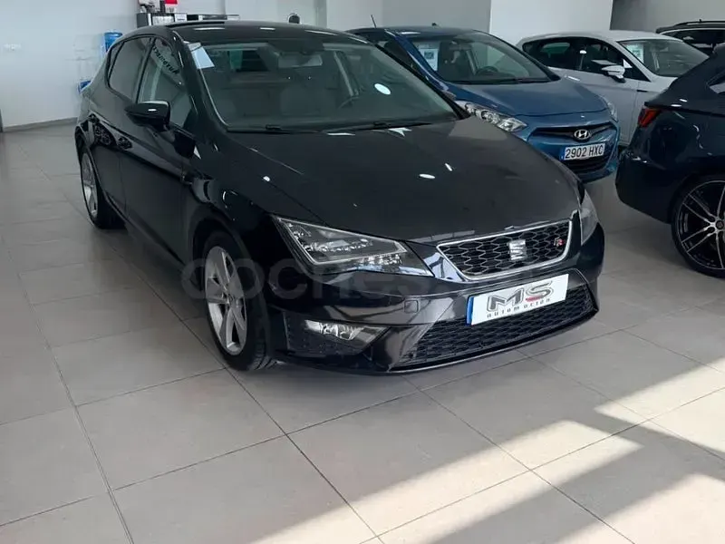 Usado Seat Leon FR 150 CV (110 kW) 2014 Negro Berlina