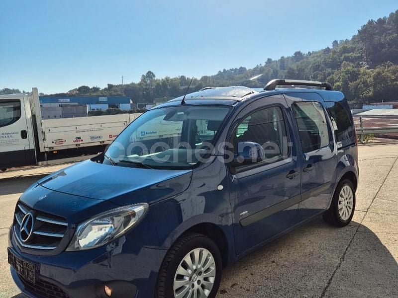 Azul Usado 2017 Mercedes Citan 111 Familiar | 15.999 € (Un poco caro) - Imagen 1/4