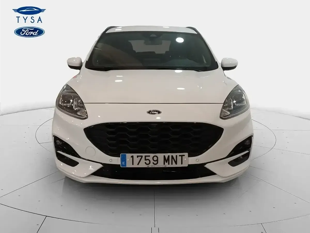 Usado Ford Kuga ST-Line 150 CV (110 kW) 2024 Blanco SUV