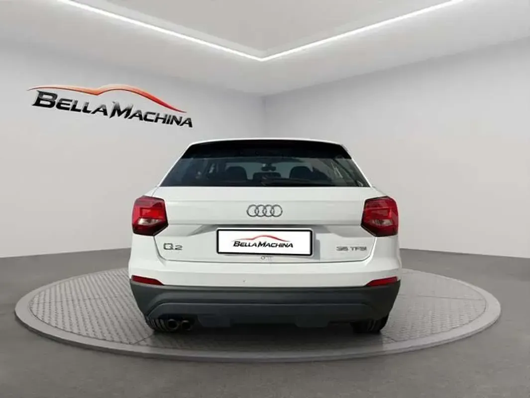 Używany Audi Q2 150 KM (110 kW) 2020 Biały SUV