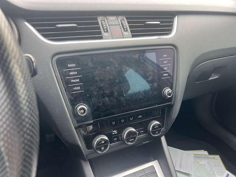 Usado Skoda Octavia 116 CV (85 kW) 2019 Blanco Familiar