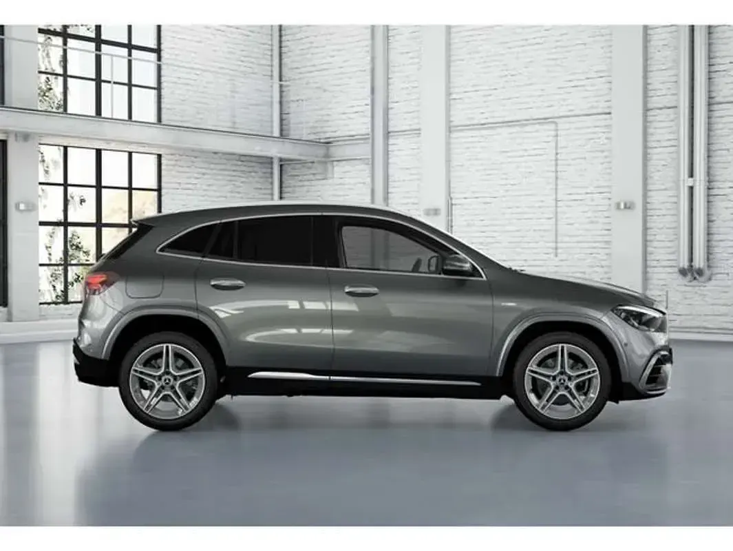 Usado Mercedes GLA250 219 CV (161 kW) 2025 Gris SUV