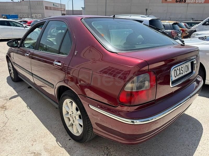 Usado Rover 45 100 CV (73 kW) 2001 Rojo Berlina